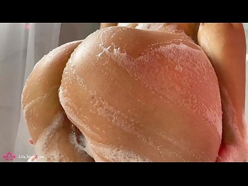 ❤️ Bruneta își masturbează păsărica cu un vibrator până la orgasm intens în duș ❤❌  at ro.xxxtophd.ru ❌